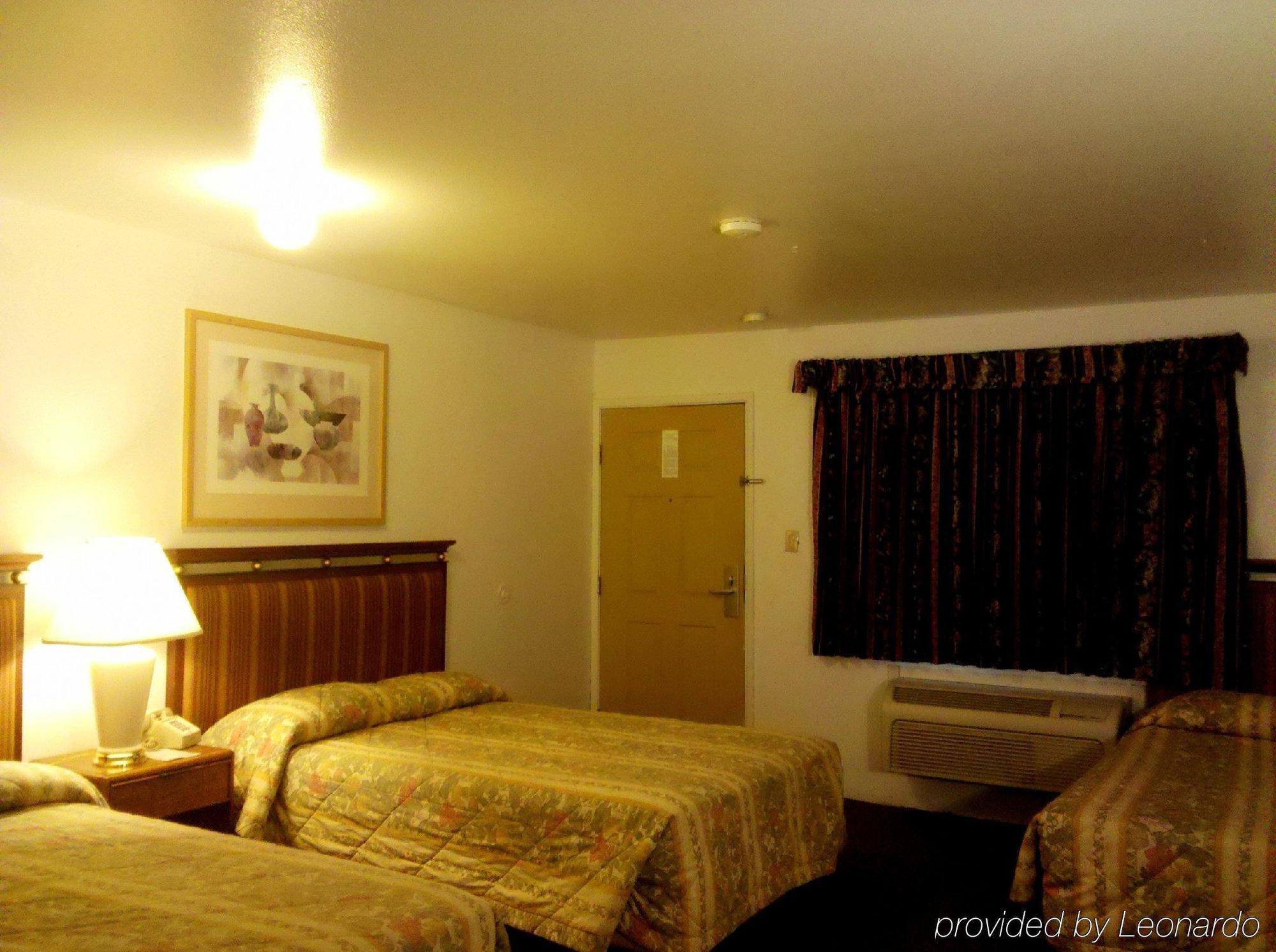 Maple Inn And Suites Los Banos Rum bild