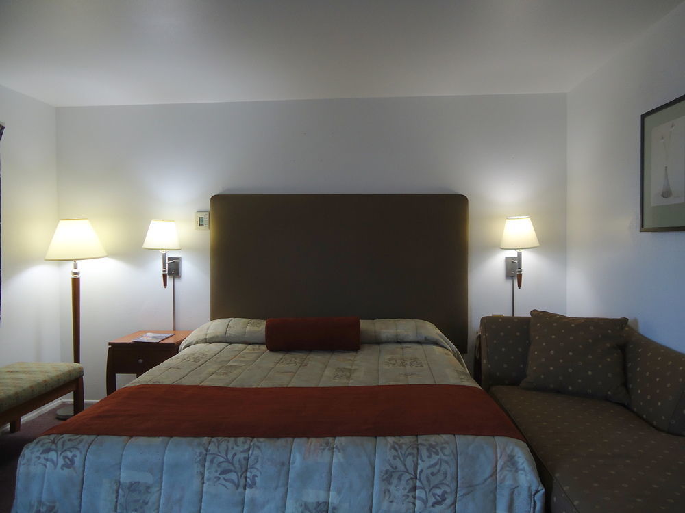 Maple Inn And Suites Los Banos Exteriör bild
